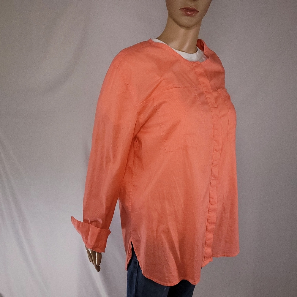 Calvin Klien Button Up Shirt, Peach Pink. Size Women's XL